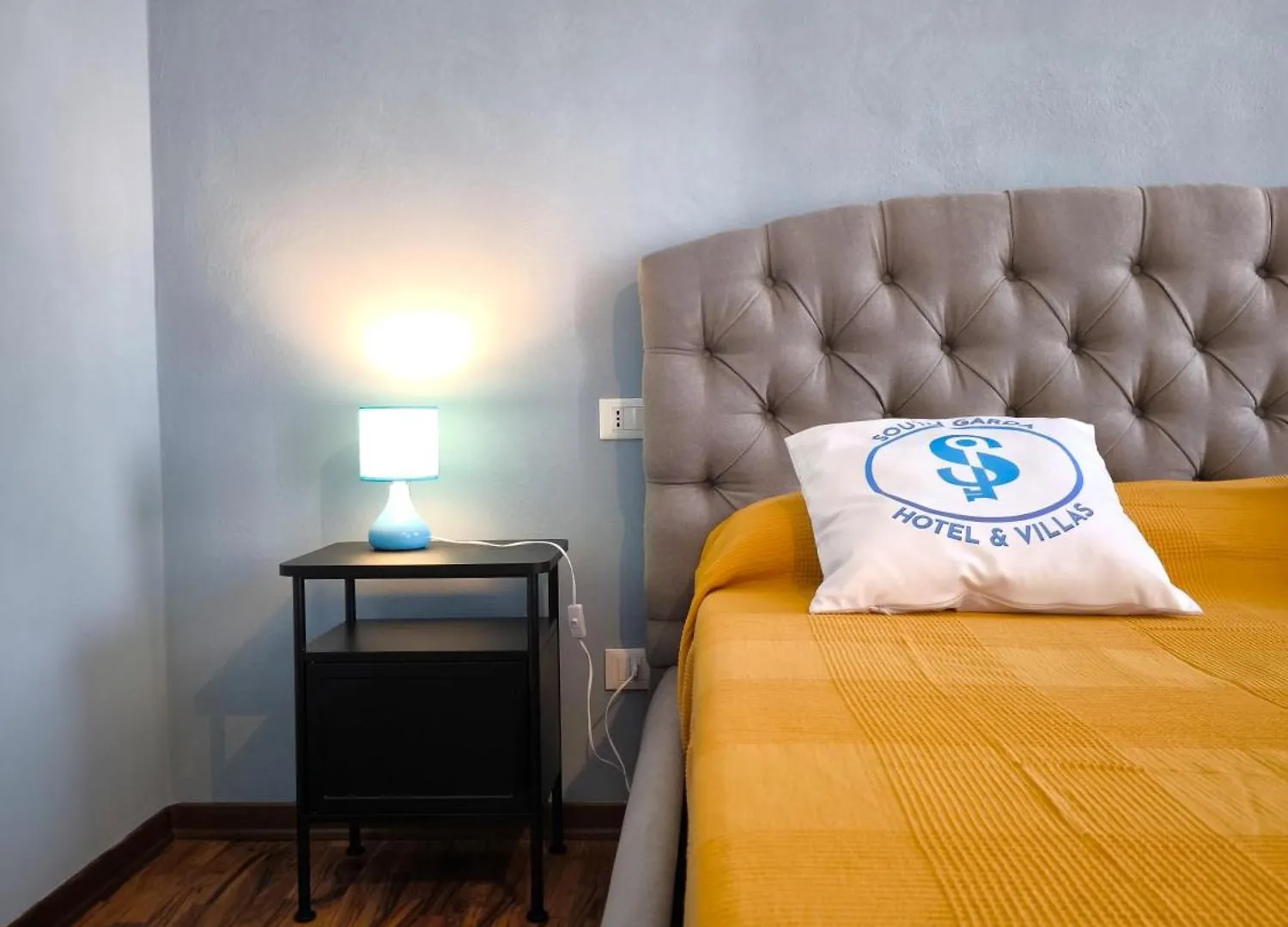 Sg Family - Casa Di Tulu' Appartement Peschiera del Garda 0*,